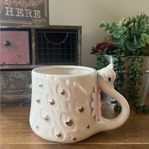 New White & Gold Swan Shaped Bird Ceramic Christmas Holiday Coffee Mug